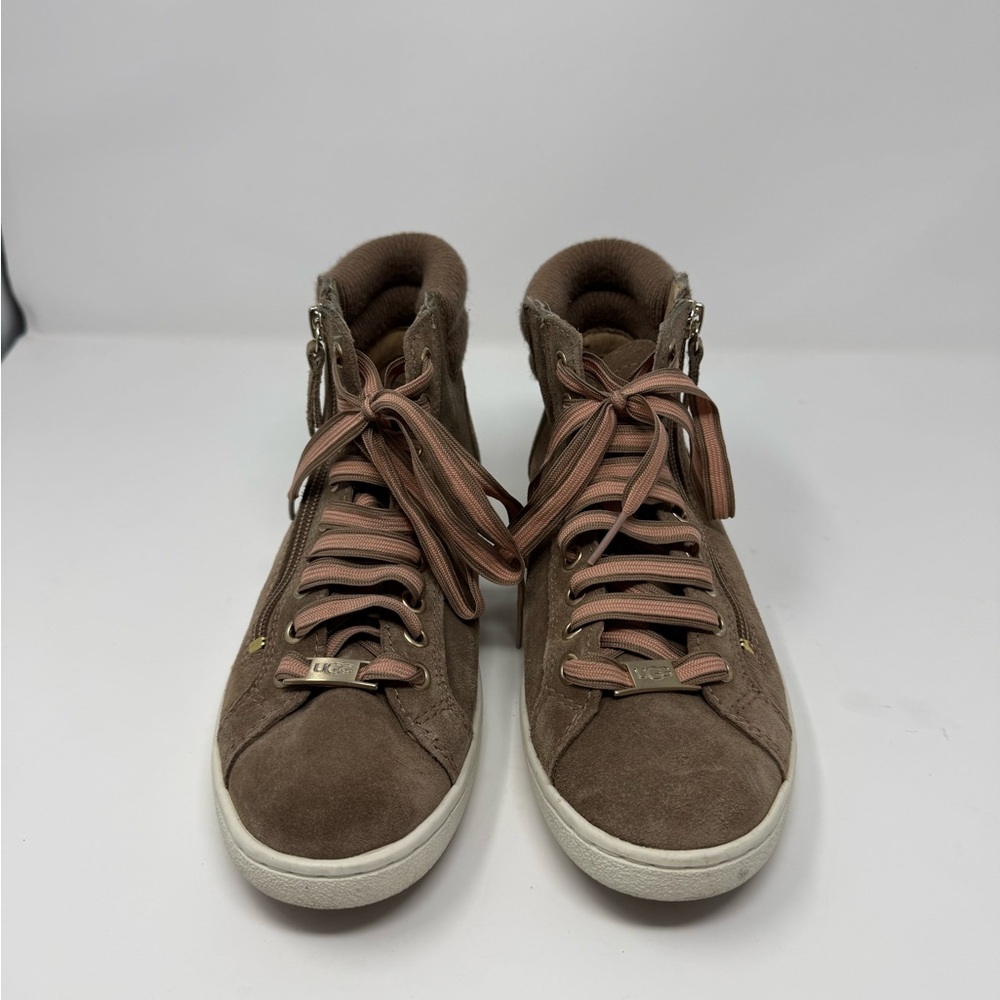 EUC UGG Women’s Tan Brown Suede Tan Zipper Olive High Top Sneakers Sz 7 (KBHADG) - Picture 2 of 6